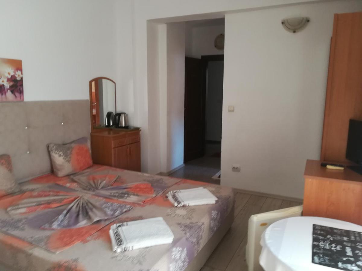 Guest House Stenli Primorsko Exterior photo