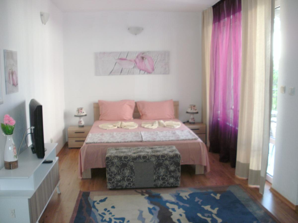 Guest House Stenli Primorsko Exterior photo